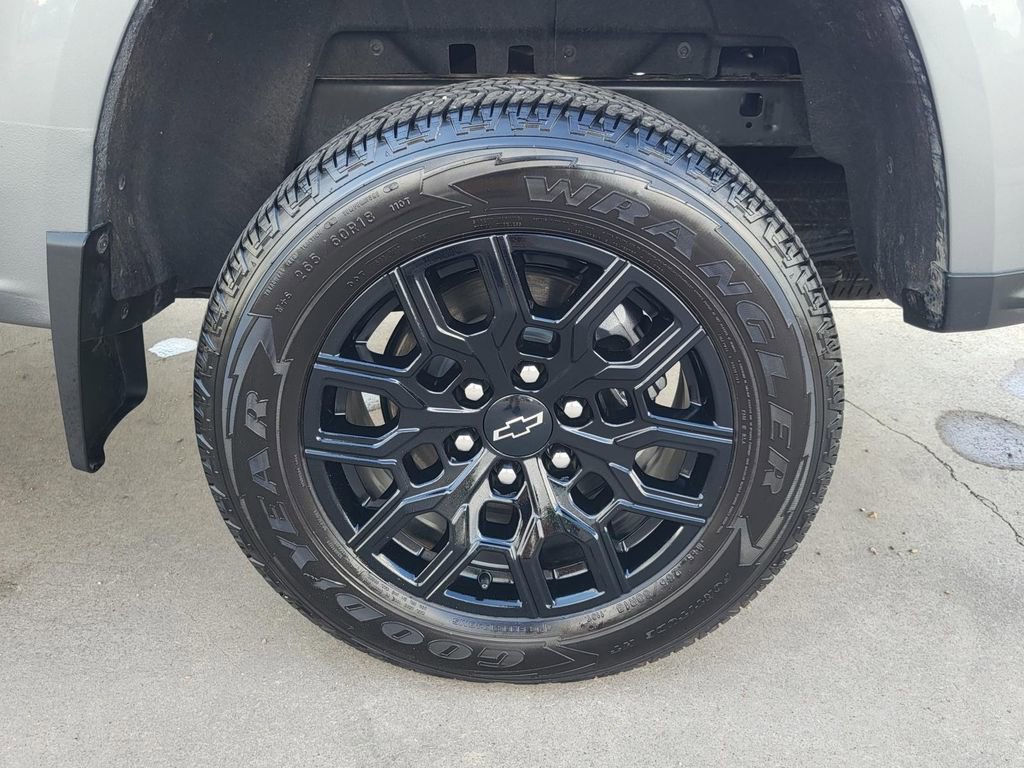 Certified 2025 Chevrolet Colorado W/T w/ WT Custom Package RWD image 30