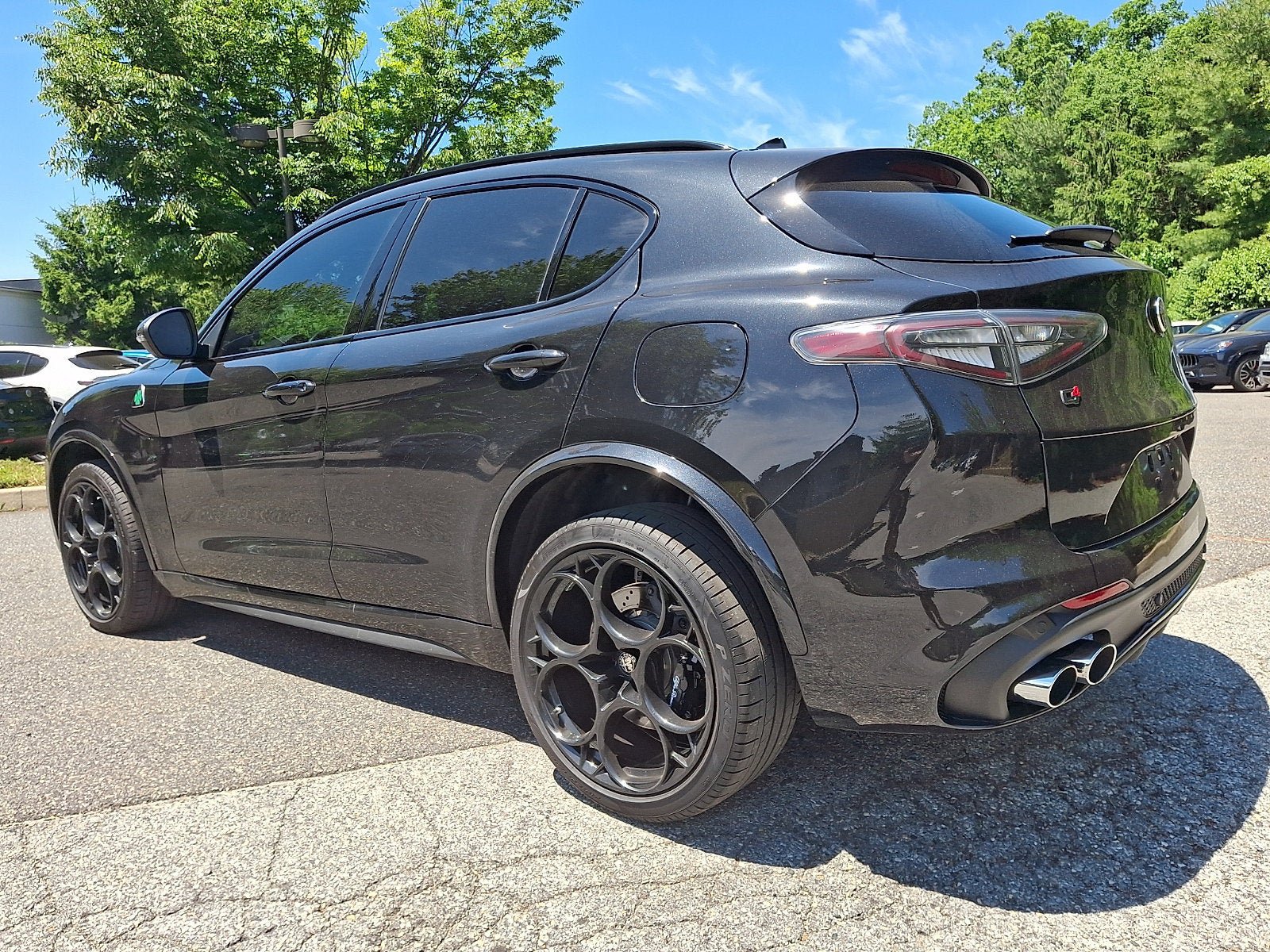 Used 2024 Alfa Romeo Stelvio Quadrifoglio AWD/4WD image 6