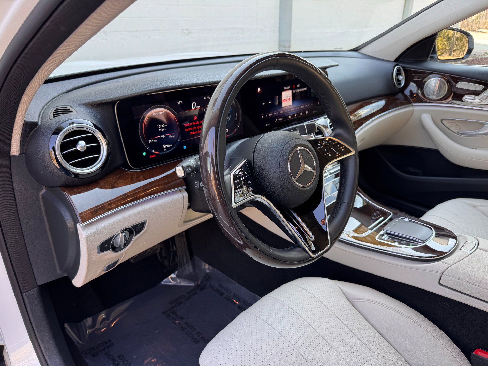 Used 2023 Mercedes-Benz E 350 4MATIC Sedan w/ Premium Package image 25