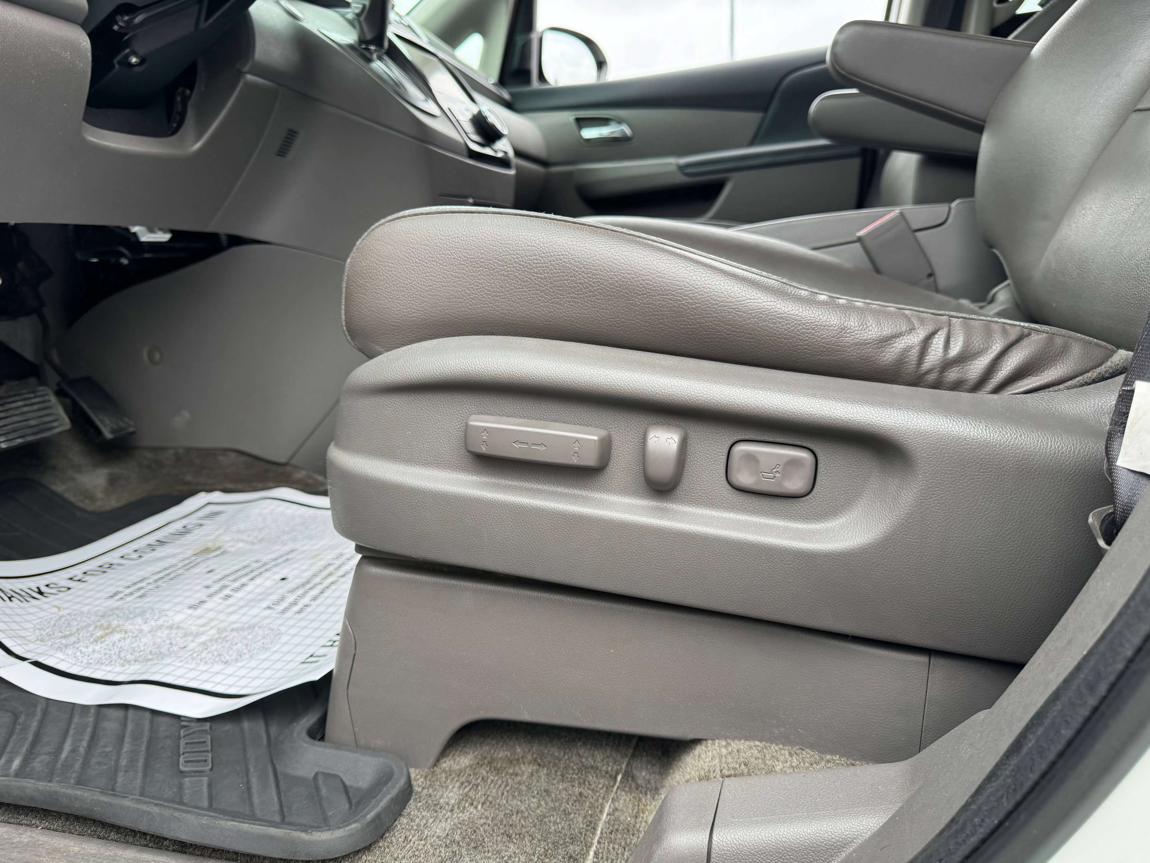 Used 2014 Honda Odyssey Touring Elite image 47