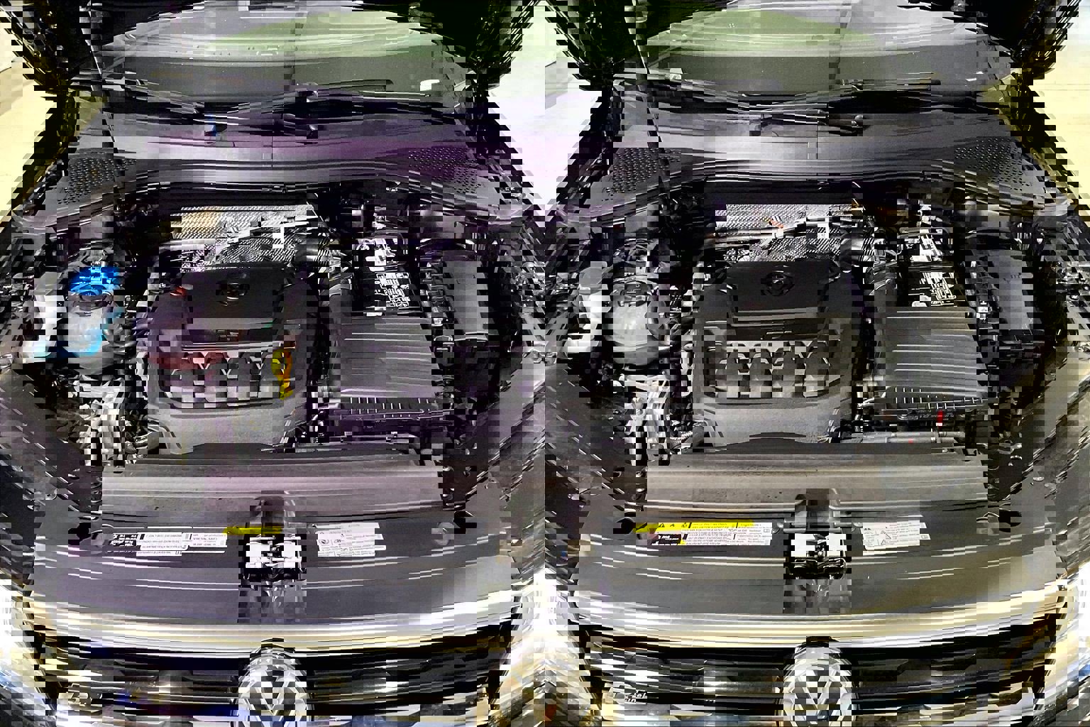 Used 2021 Volkswagen Tiguan SE R-Line image 29