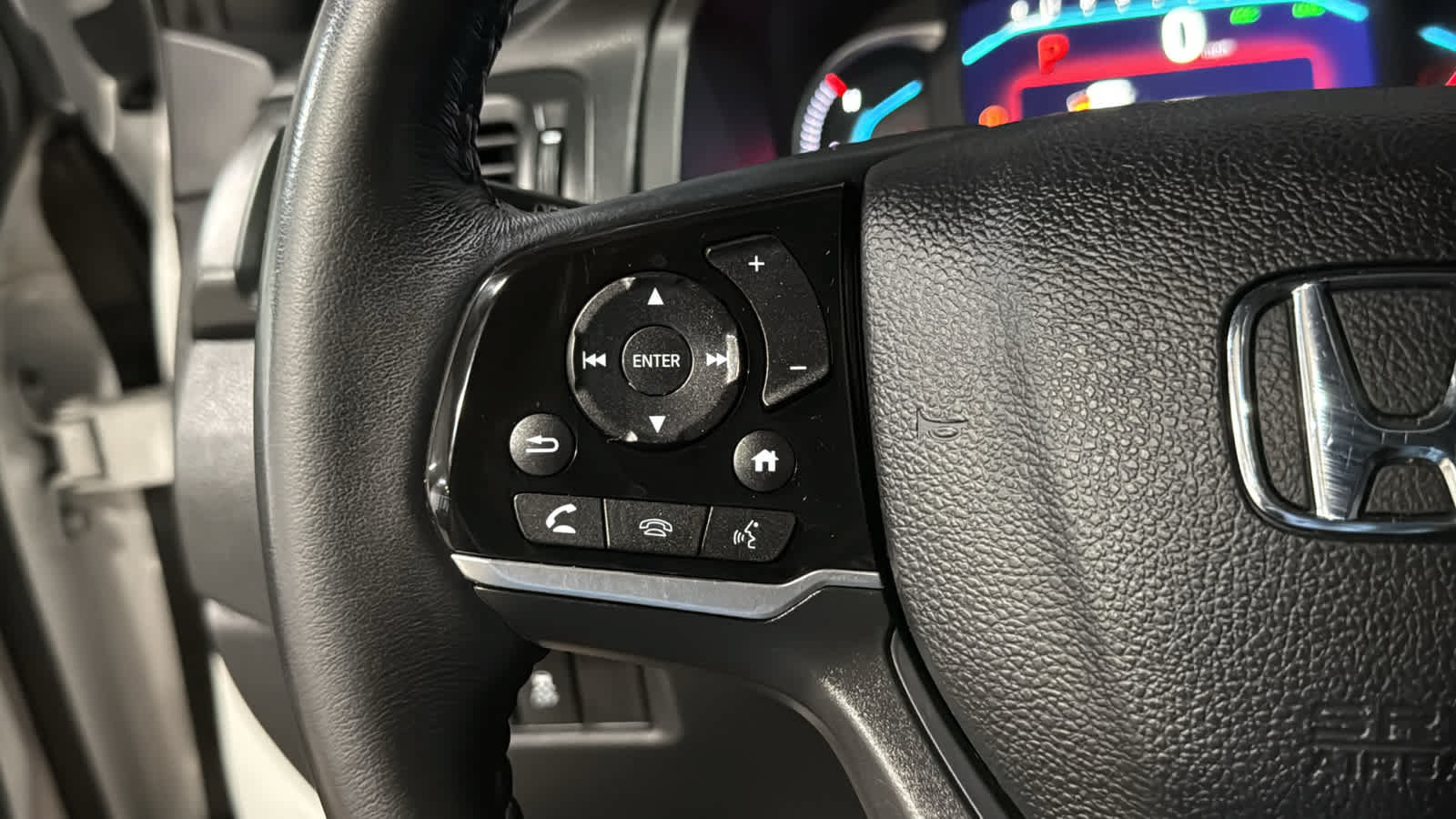 Used 2021 Honda Passport Touring image 12
