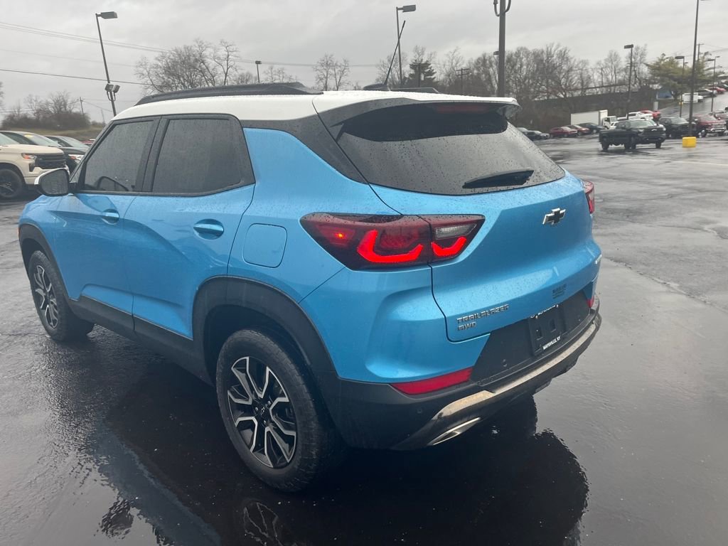 Used 2025 Chevrolet TrailBlazer ACTIV w/ Convenience Package image 3