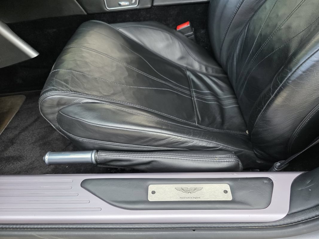 Used 2012 Aston Martin Virage Coupe RWD image 20