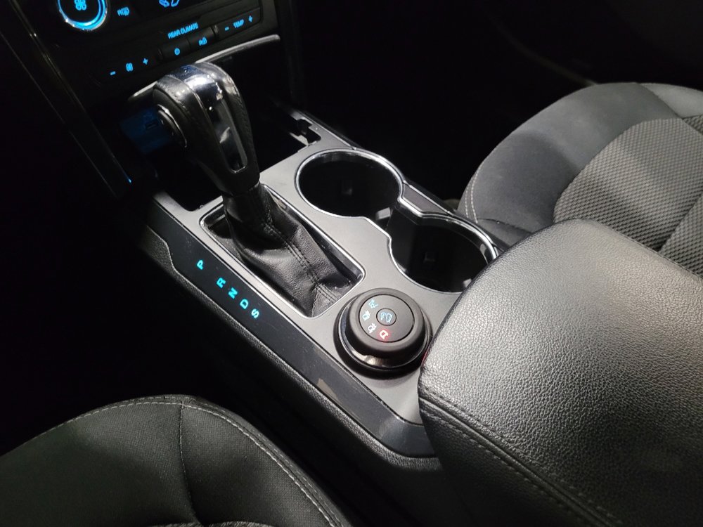 Used 2018 Ford Explorer XLT image 26