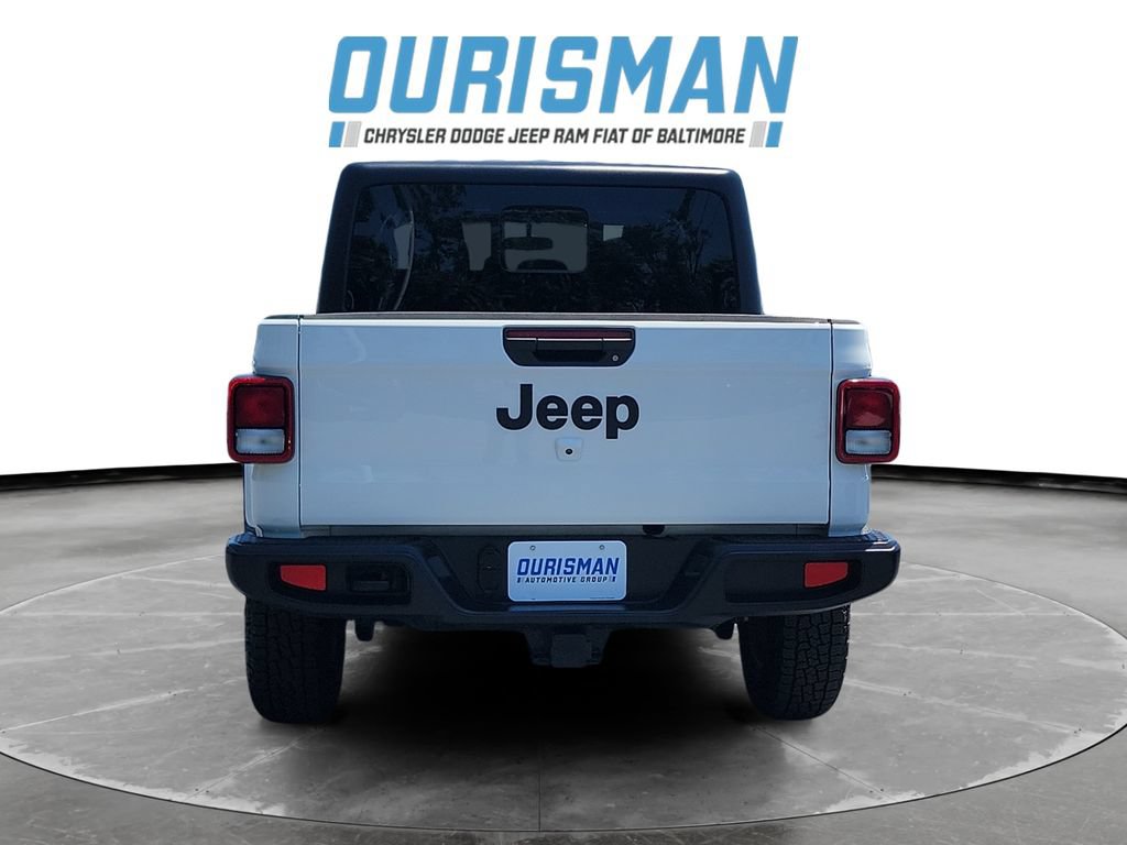 Used 2022 Jeep Gladiator Sport AWD/4WD image 5