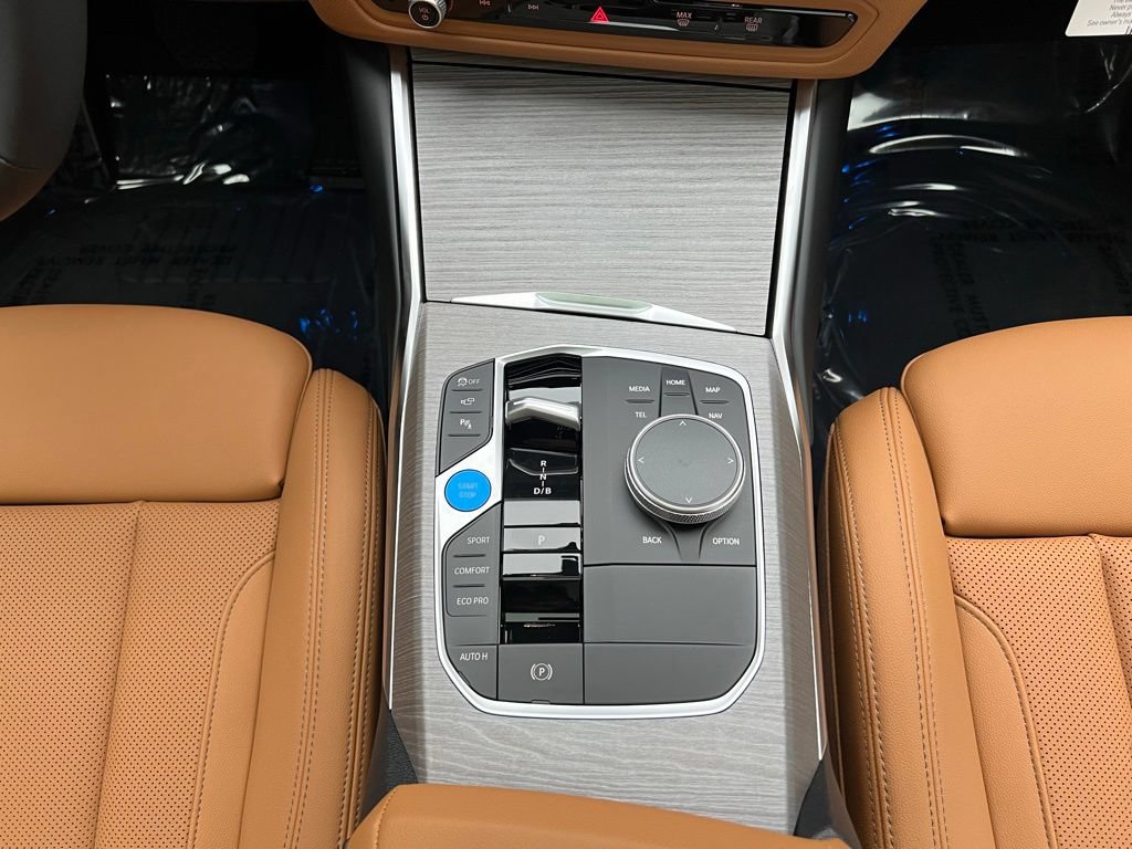 Used 2026 BMW i4 eDrive40 w/ Premium Package RWD image 11