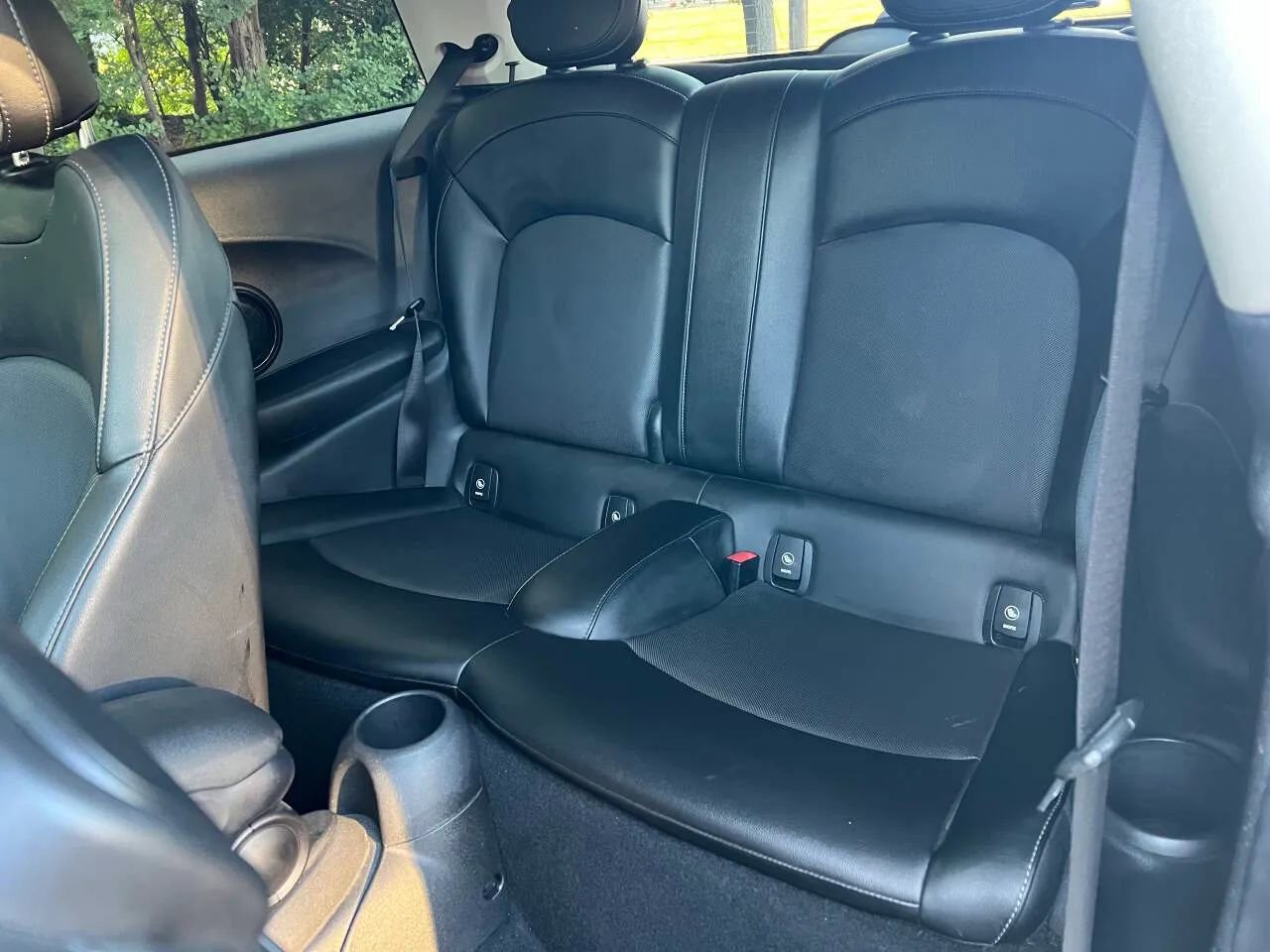 Used 2018 MINI Cooper S image 35