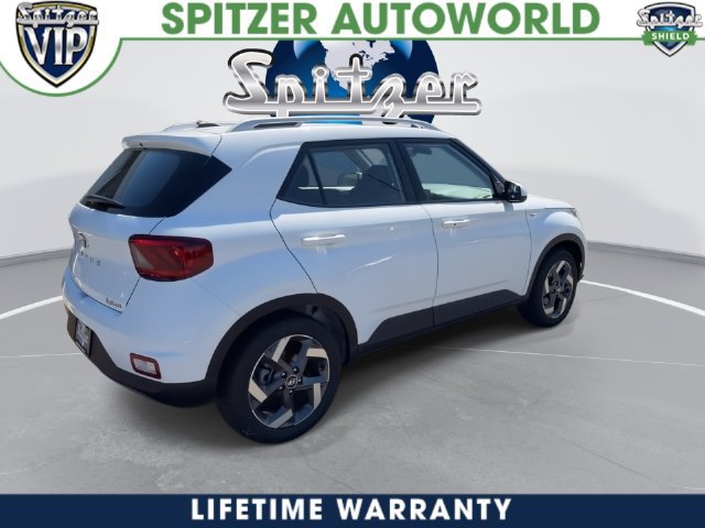 New 2026 Hyundai Venue SEL FWD image 14