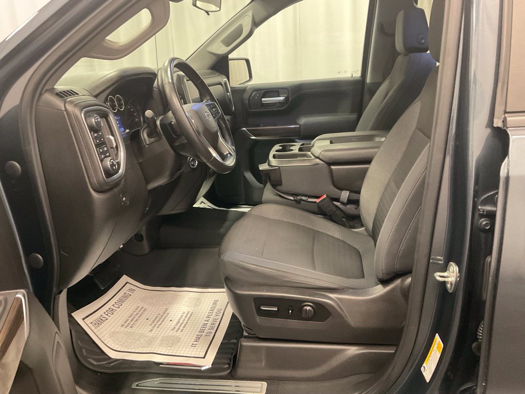 Used 2020 Chevrolet Silverado 1500 RST AWD/4WD image 4