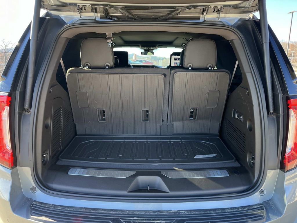 Used 2024 GMC Yukon Denali w/ Max Trailering Package image 12
