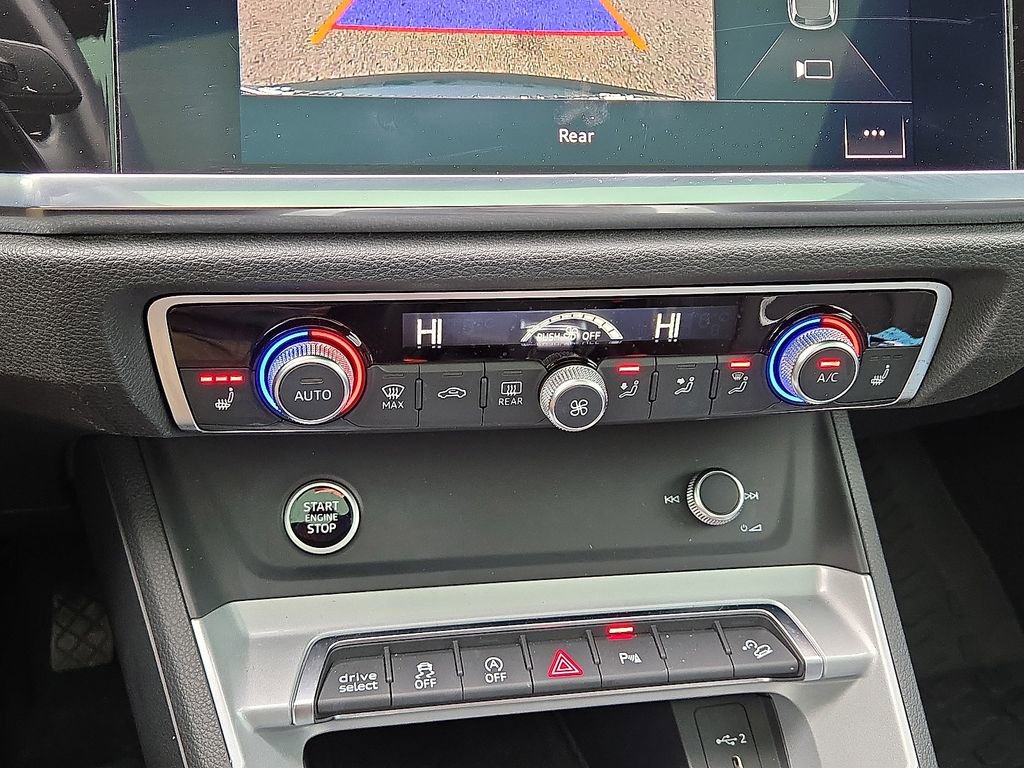 Used 2022 Audi Q3 2.0T Premium image 28