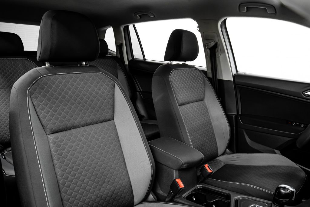 Used 2021 Volkswagen Tiguan S image 32