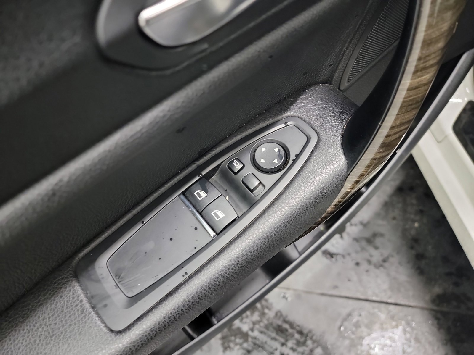 Used 2020 BMW 230i xDrive Coupe w/ Convenience Package image 14