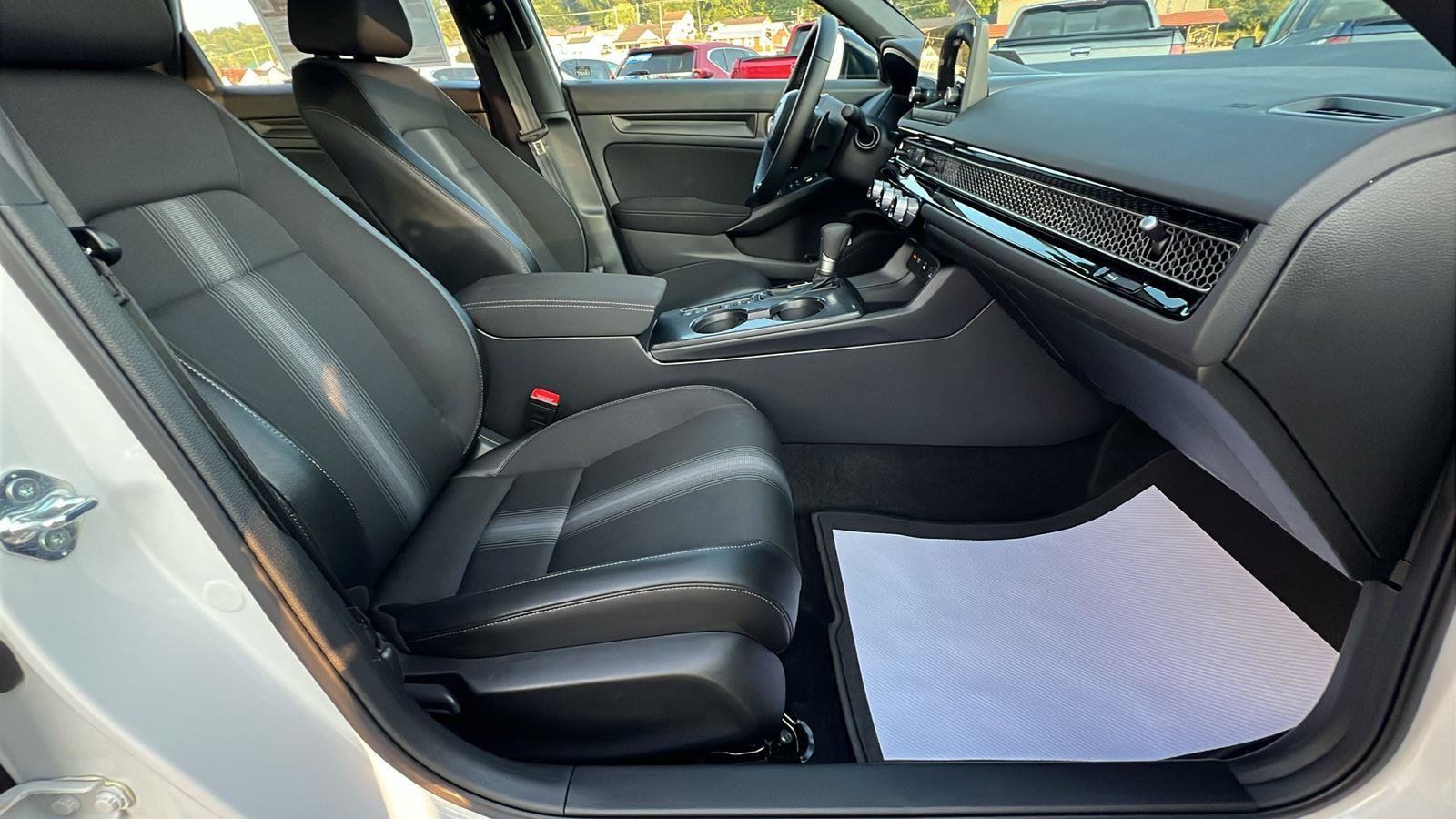 New 2025 Honda Civic Sport image 13