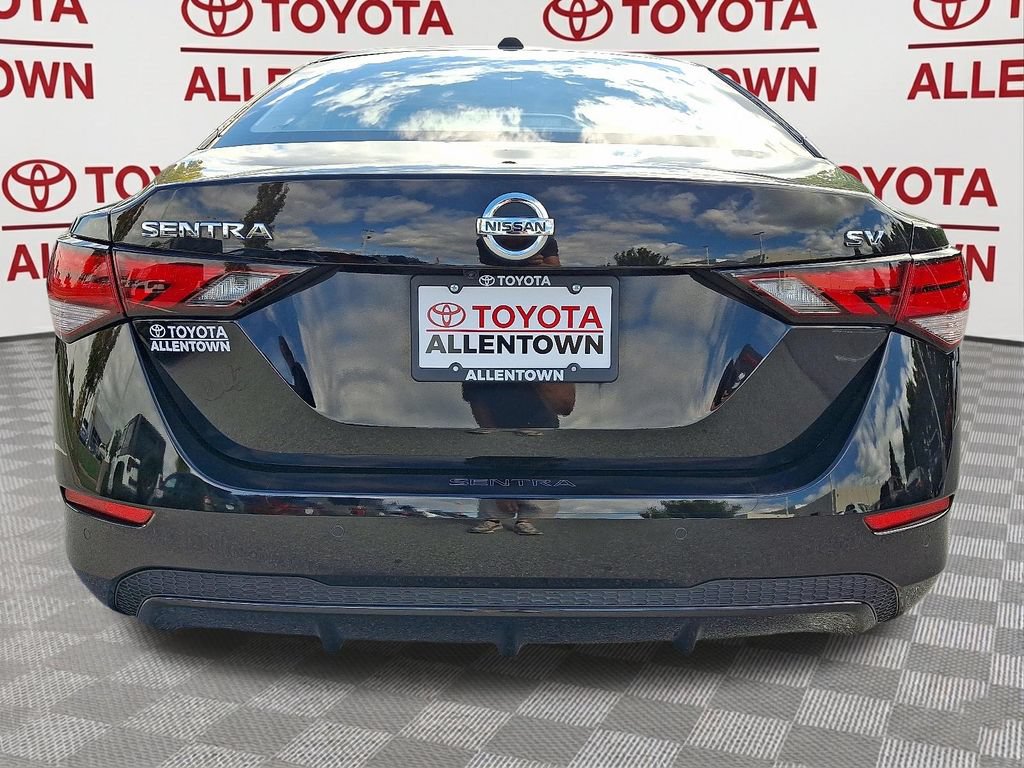 Used 2022 Nissan Sentra SV w/ Trunk Package FWD image 6