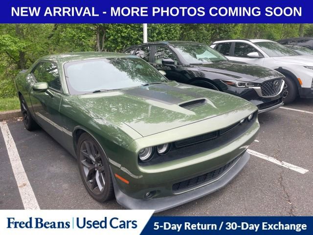 Used 2021 Dodge Challenger R/T RWD image 1
