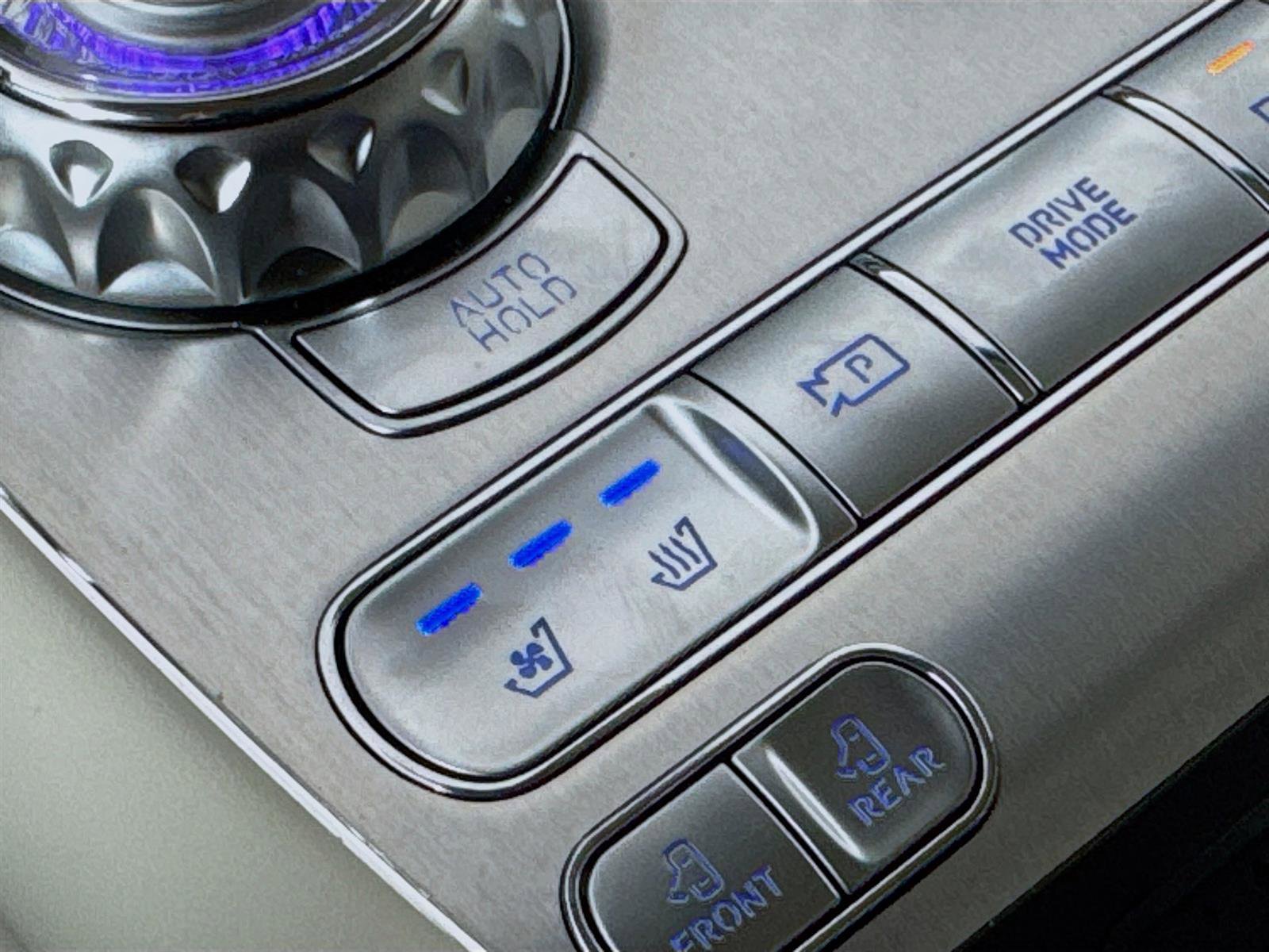 New 2025 Genesis G90 3.5T image 23