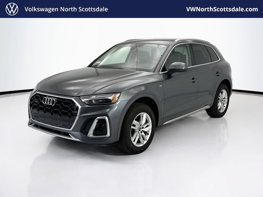 Used 2023 Audi Q5 2.0T Premium w/ Convenience Package AWD/4WD image 1