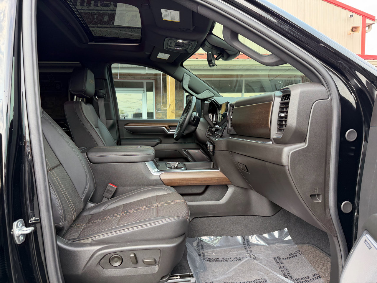 Used 2025 Chevrolet Silverado 2500 High Country w/ Technology Package image 25
