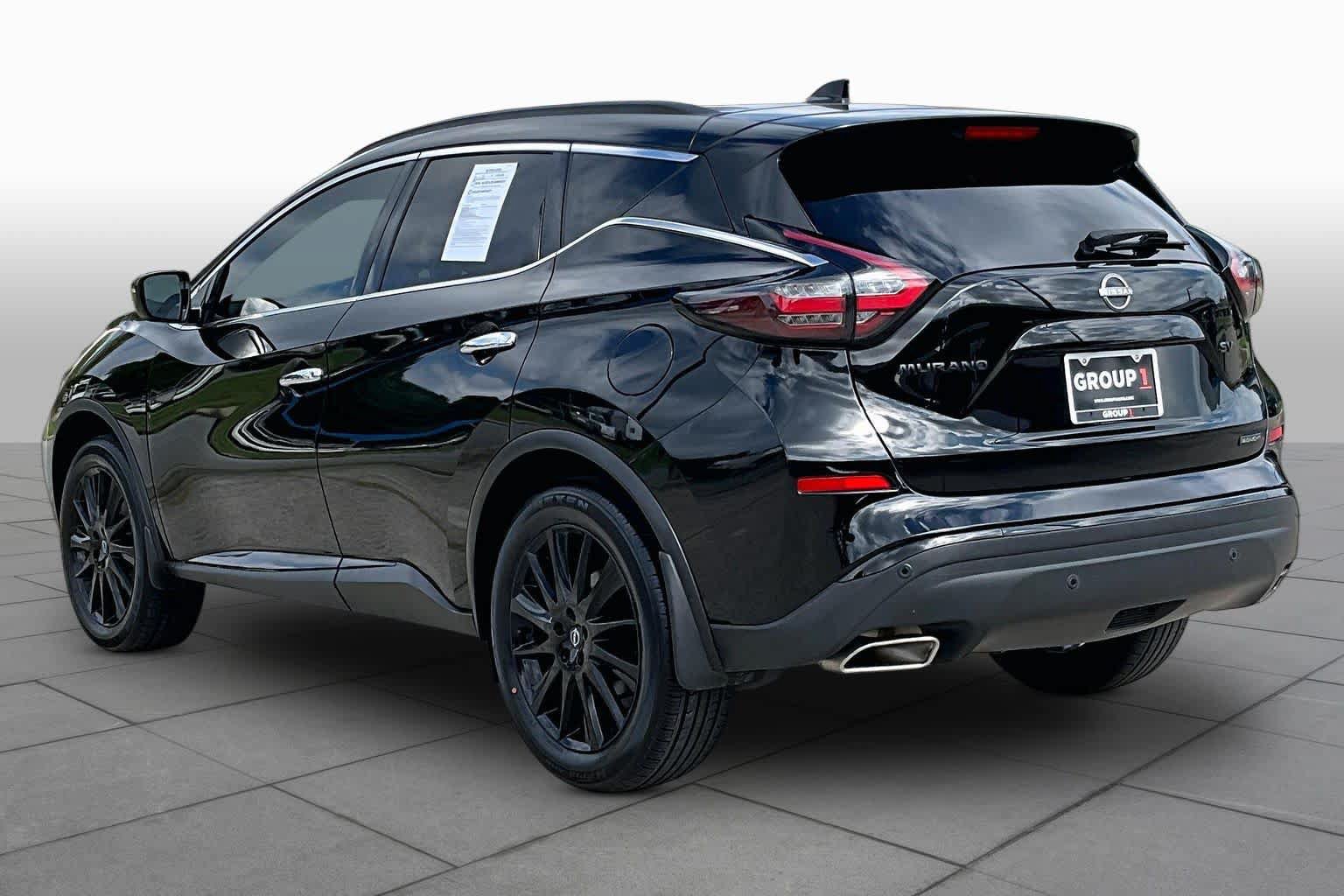 Used 2023 Nissan Murano SV w/ SV Midnight Edition Package FWD image 12