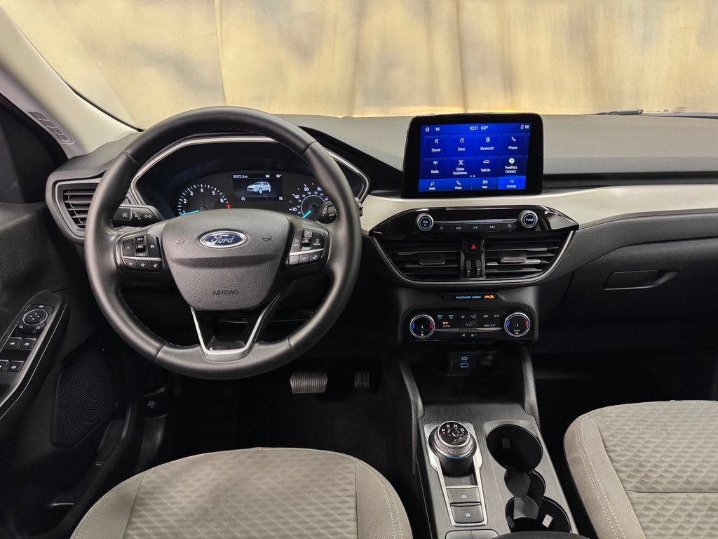 Used 2022 Ford Escape SE w/ Convenience Package FWD image 17