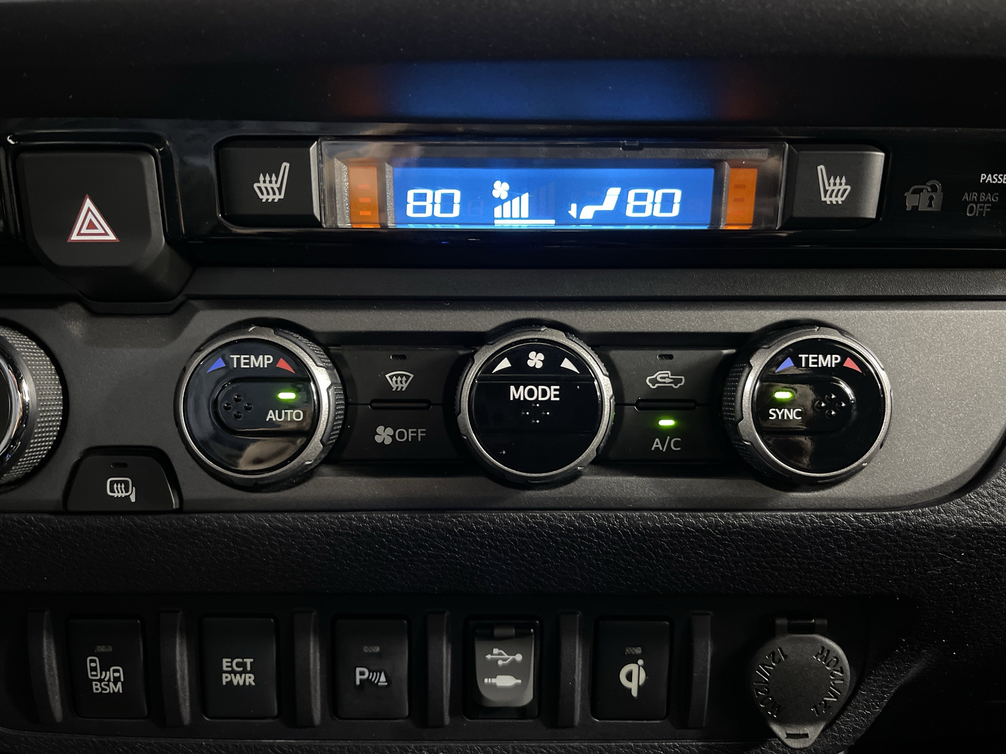 Used 2016 Toyota Tacoma TRD Off-Road image 26