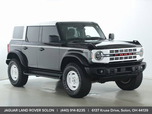 Used 2025 Ford Bronco Heritage Edition AWD/4WD image 11