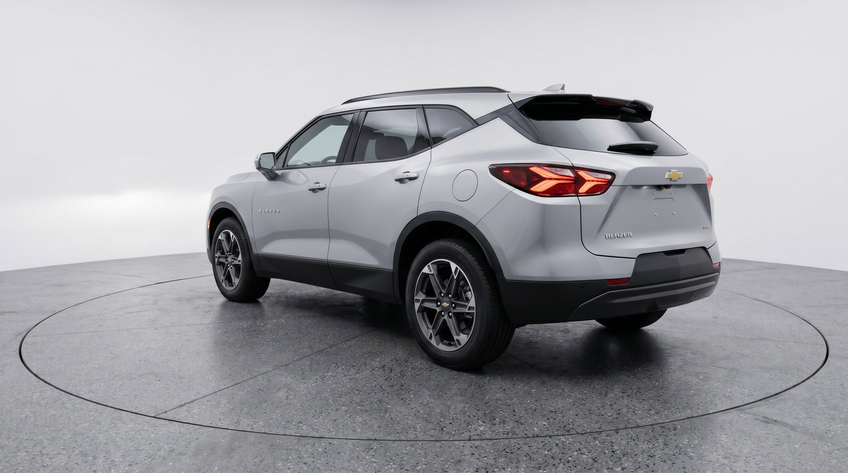 Used 2025 Chevrolet Blazer LT FWD image 6