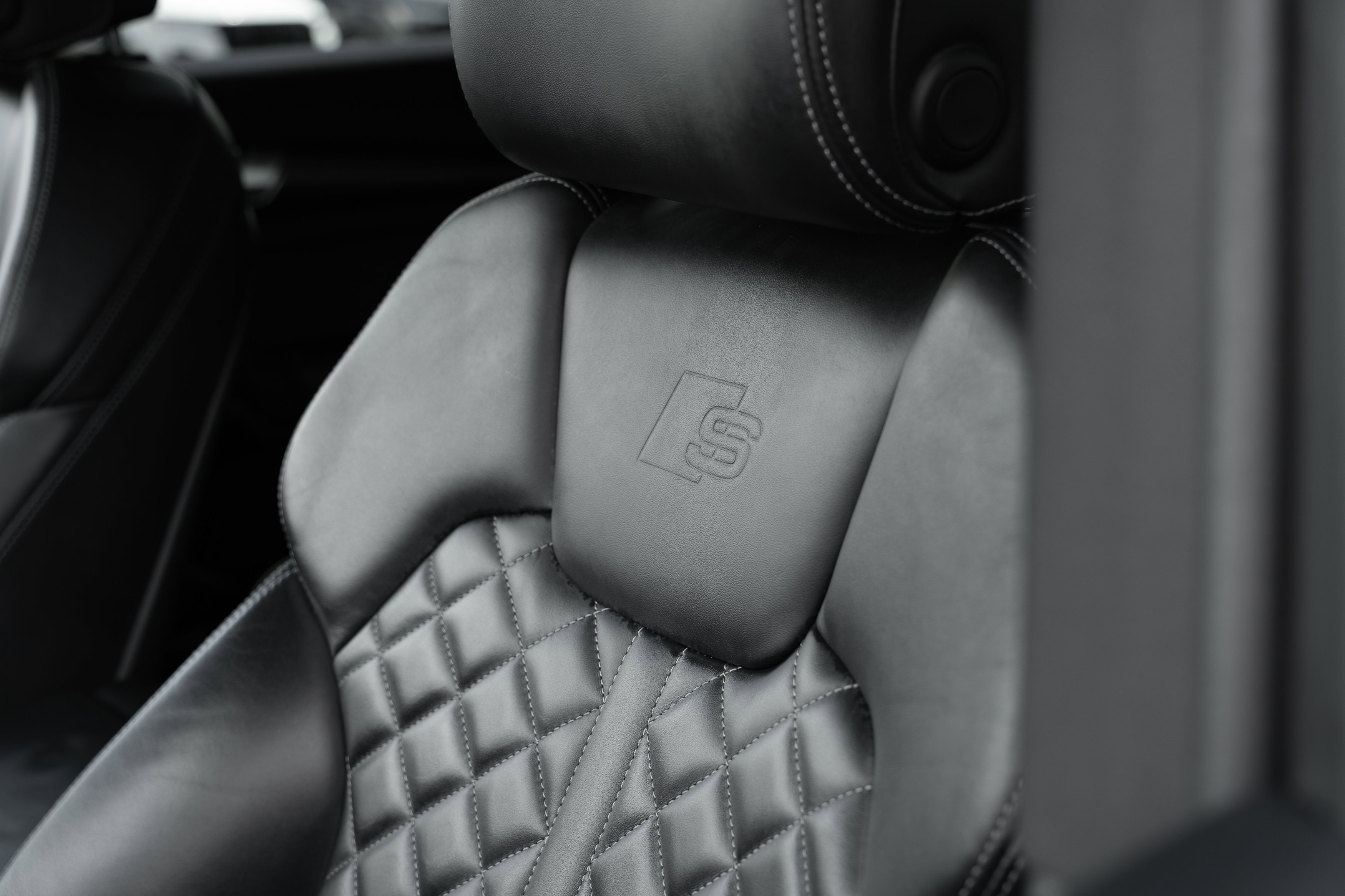 Used 2019 Audi SQ5 Premium Plus image 26