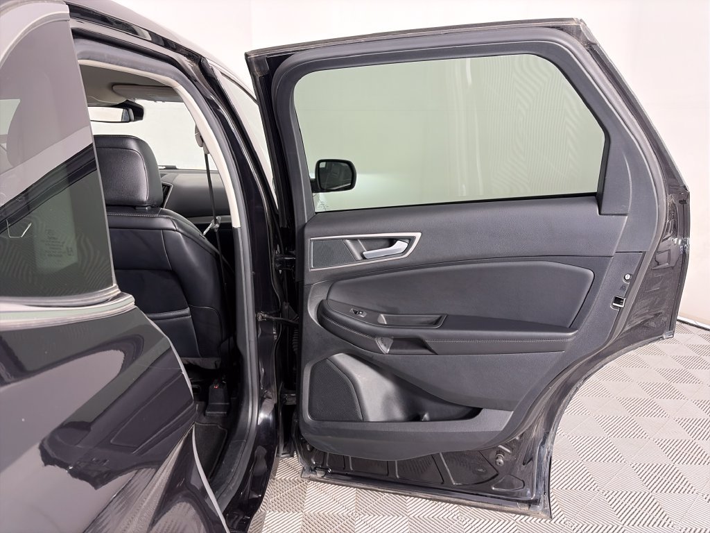 Used 2024 Ford Edge SEL AWD/4WD image 28
