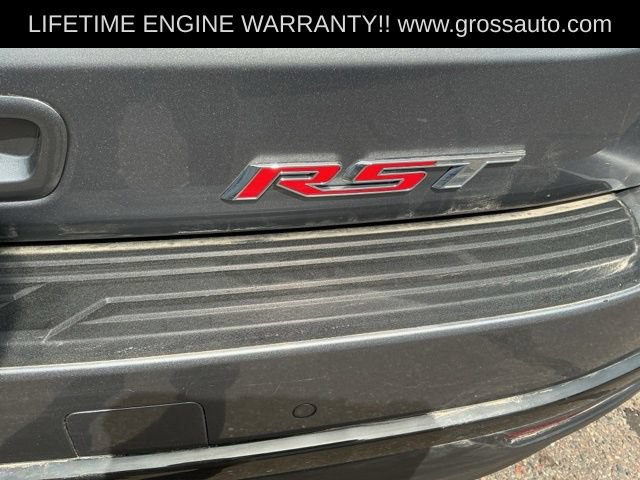 Used 2022 Chevrolet Suburban RST w/ Luxury Package AWD/4WD image 33