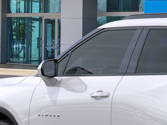 New 2025 Chevrolet Blazer LT w/ Convenience Package FWD image 38