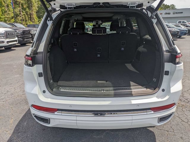 New 2024 Jeep Grand Cherokee Overland w/ Advanced Protech Group III AWD/4WD image 31