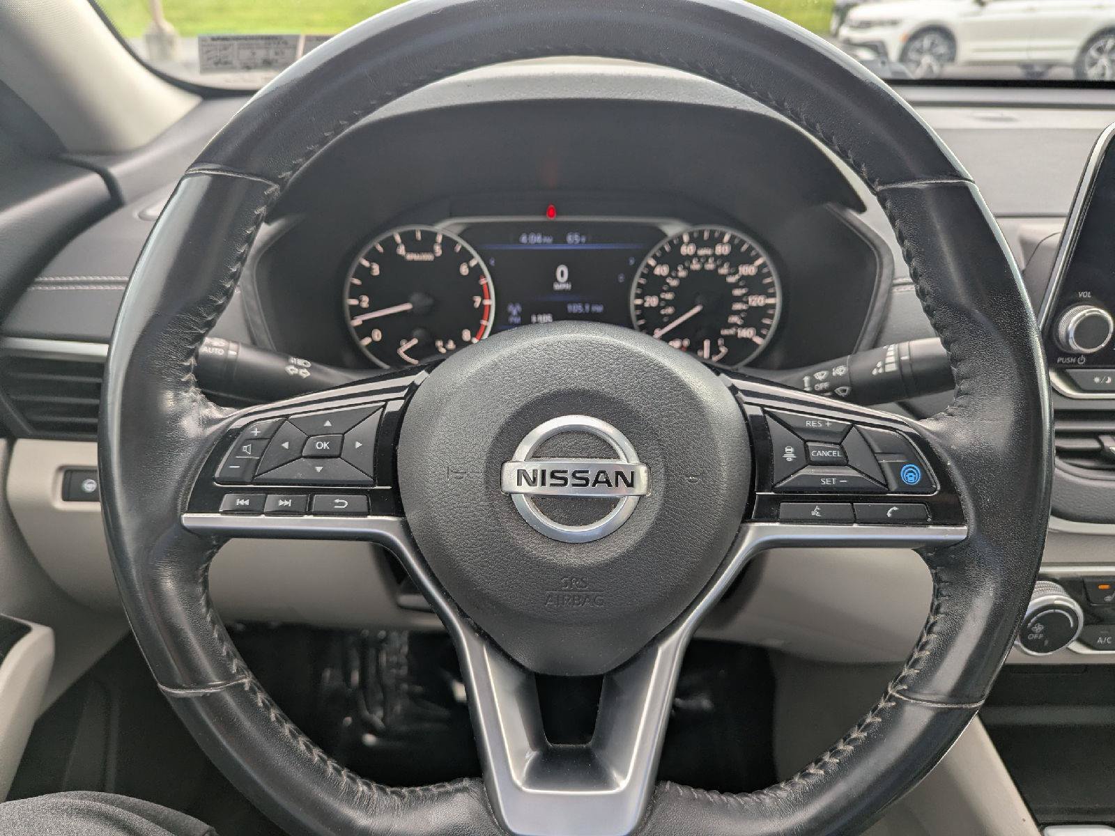Used 2021 Nissan Altima 2.5 SV w/ SV Premium Package AWD/4WD image 19