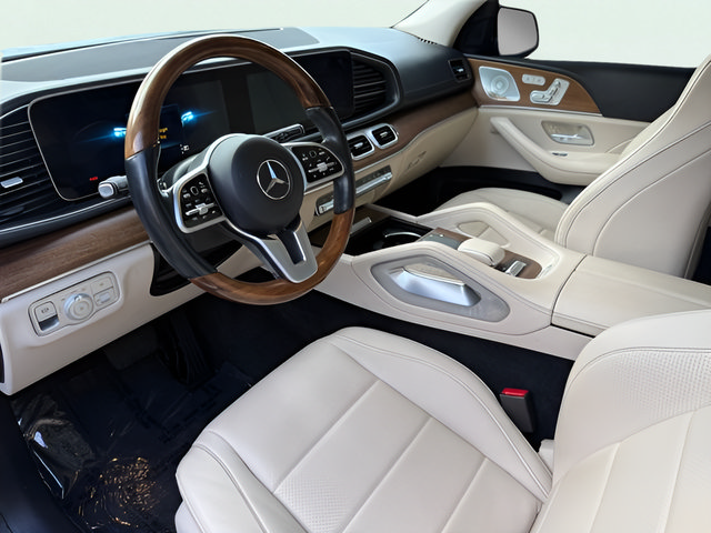 Used 2022 Mercedes-Benz GLS 450 4MATIC image 16