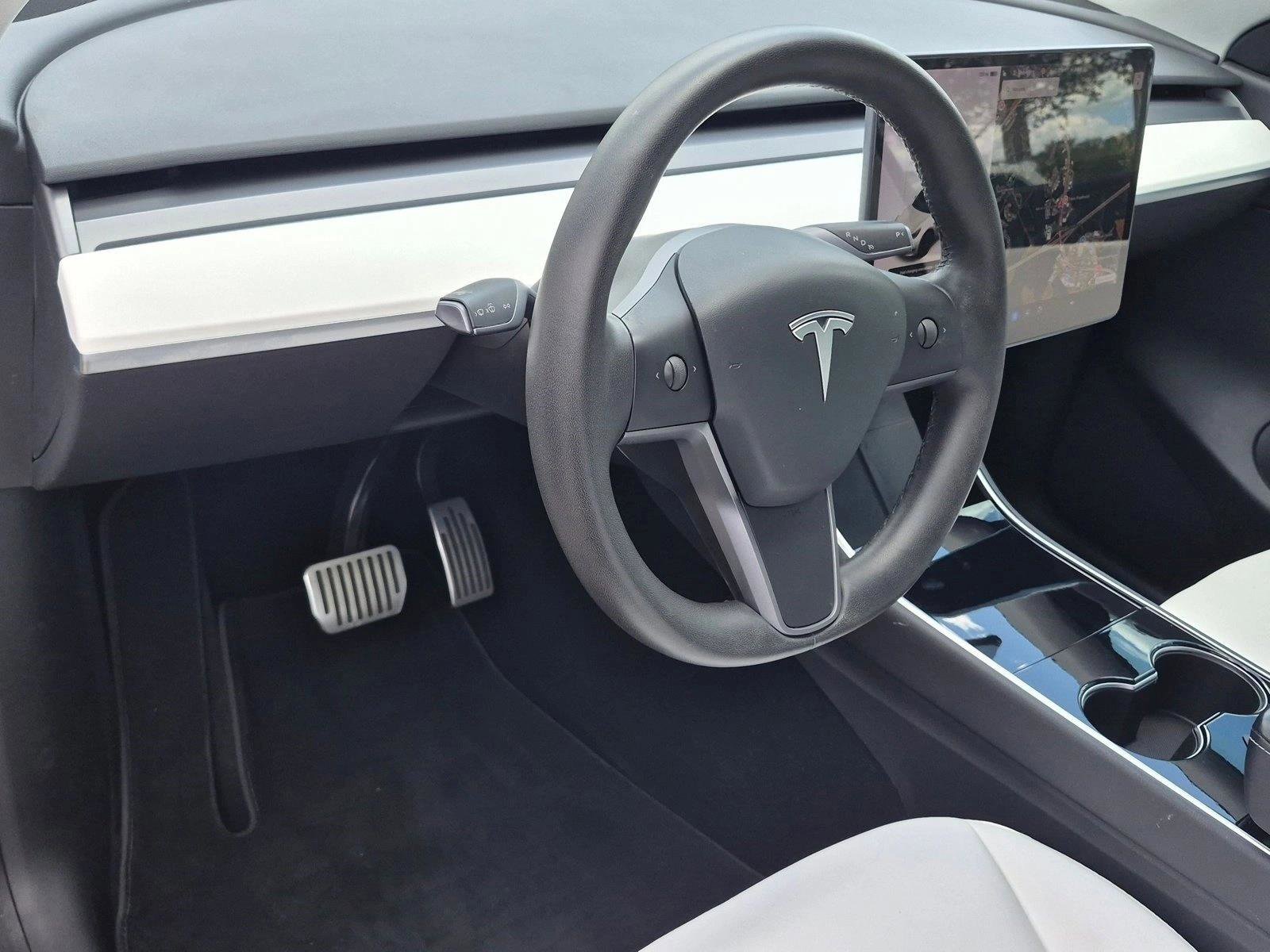 Used 2021 Tesla Model Y Long Range AWD/4WD image 10