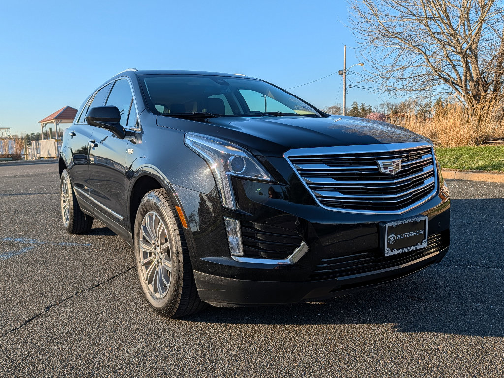 Used 2019 Cadillac XT5 Luxury image 2