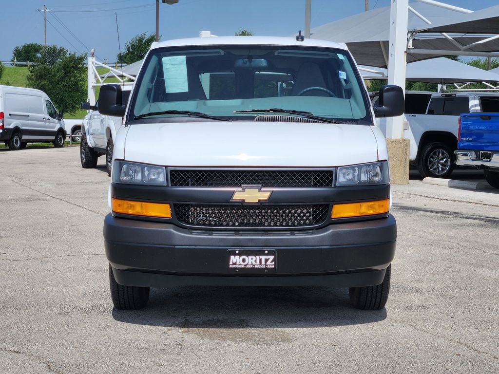Certified 2025 Chevrolet Express 3500 LS RWD image 2