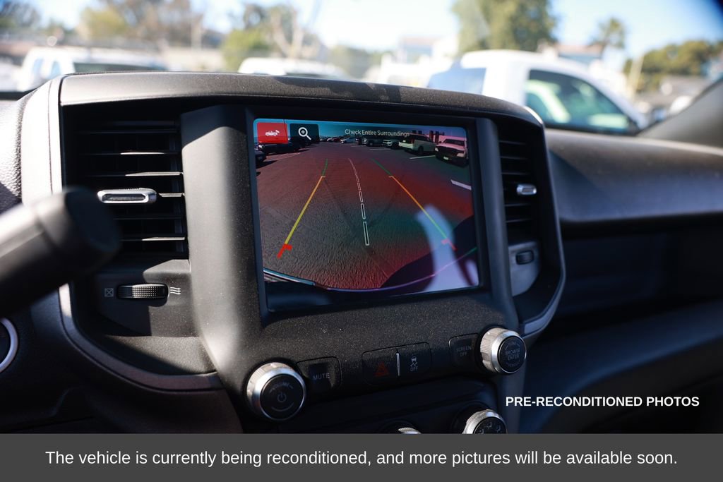 Used 2024 RAM 2500 Tradesman w/ Chrome Appearance Group image 17