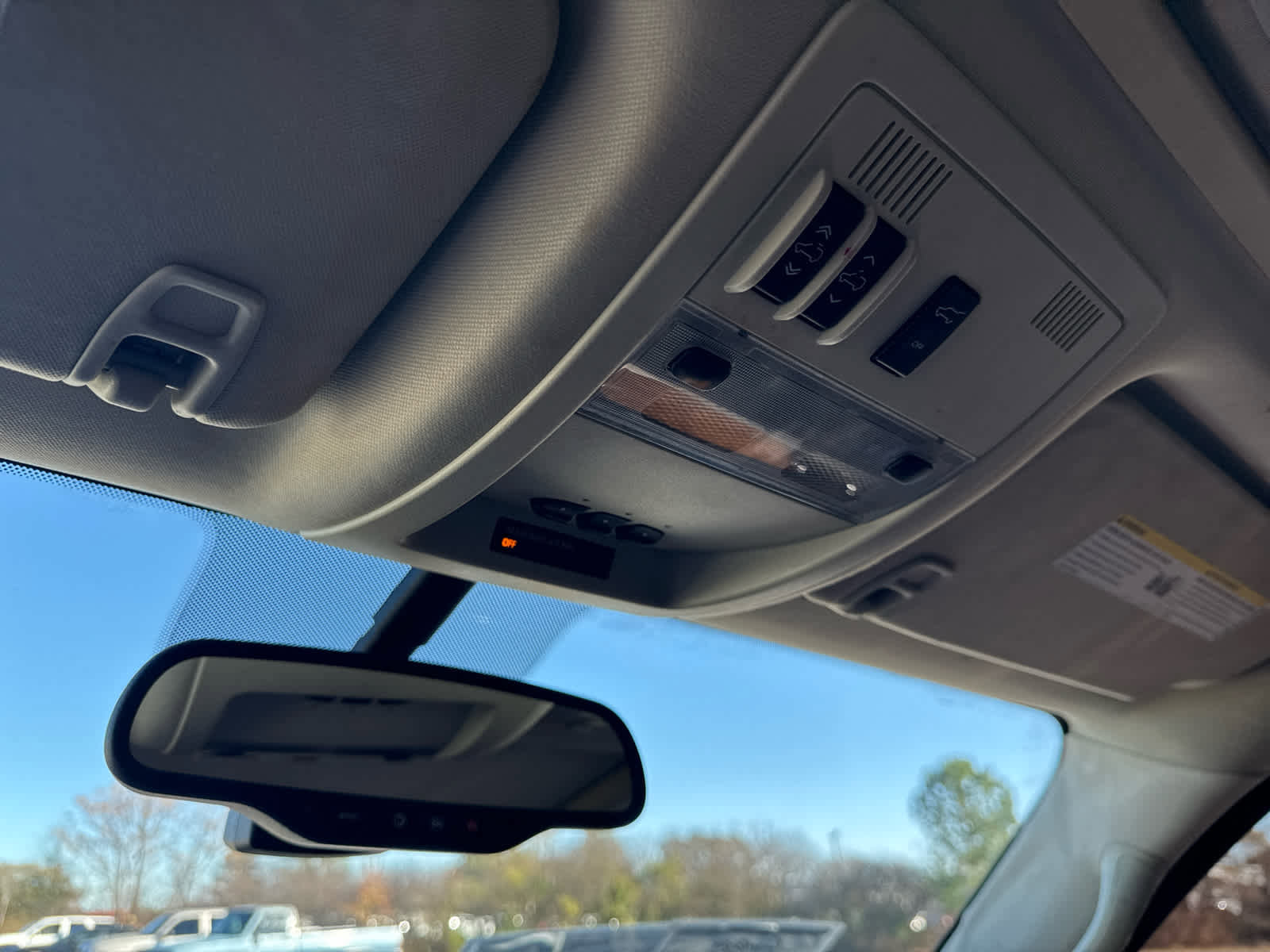 Used 2014 Cadillac Escalade ESV Platinum image 39