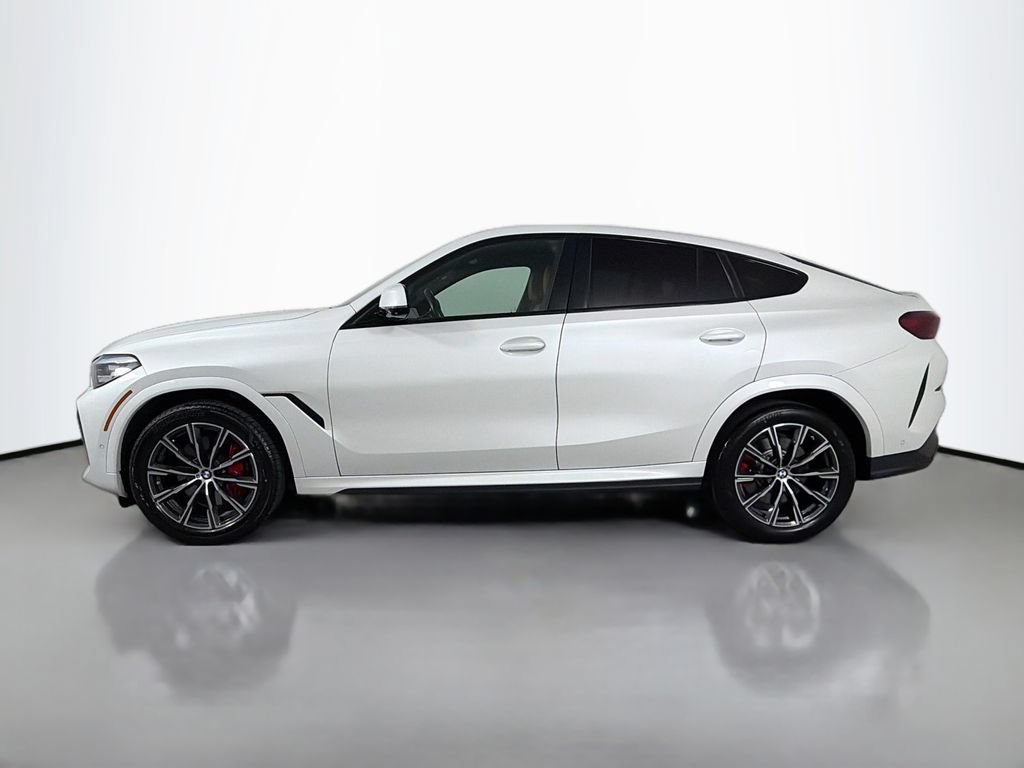Used 2021 BMW X6 xDrive40i w/ M Sport Package AWD/4WD image 8