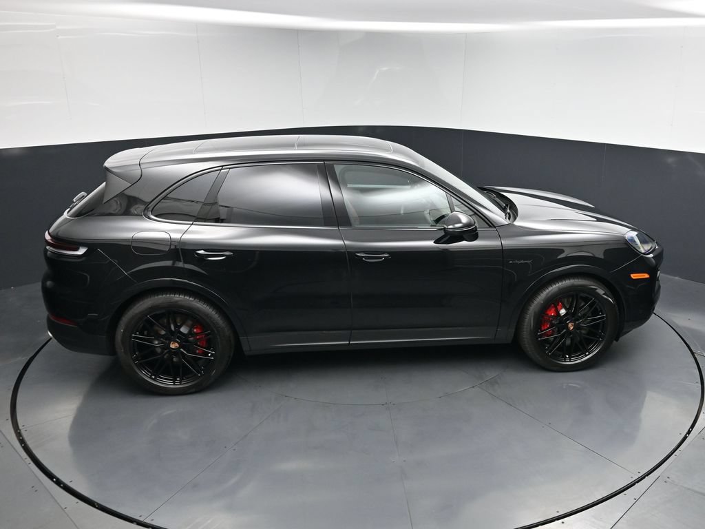 New 2026 Porsche Cayenne S AWD/4WD image 19