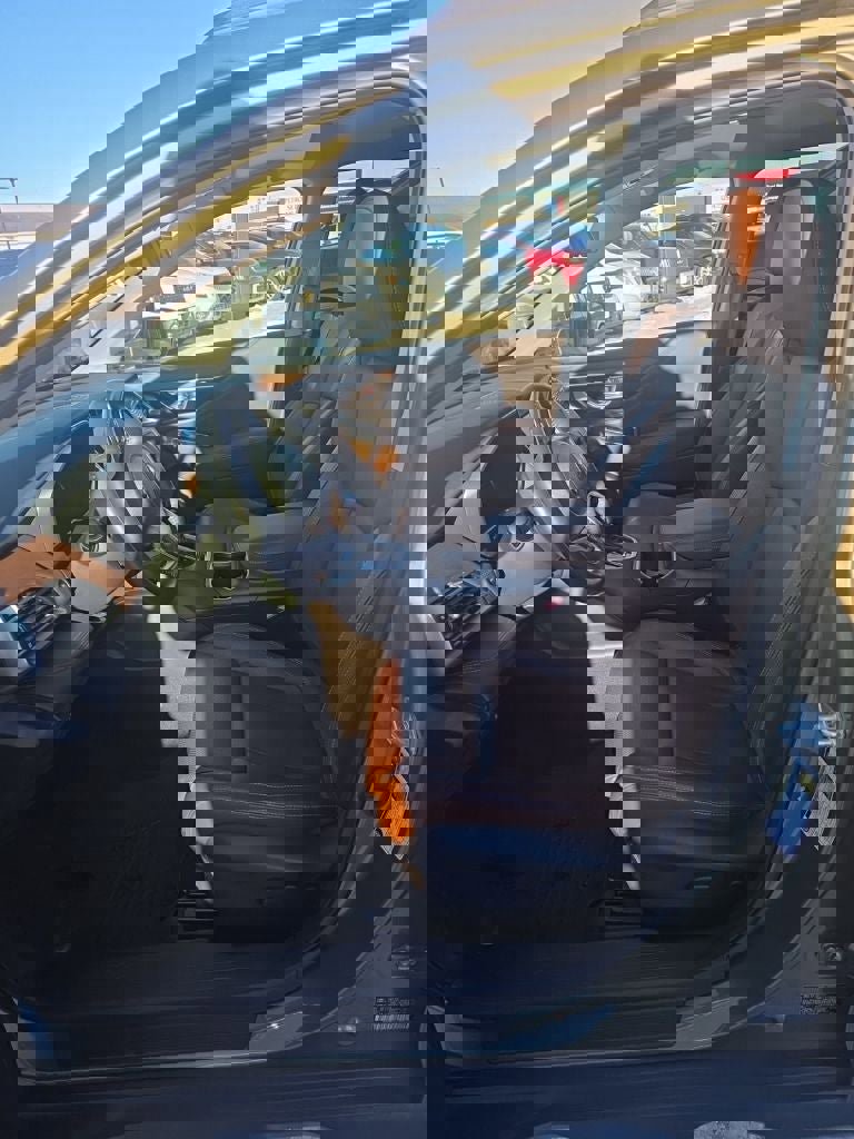 Used 2023 Subaru Outback Touring w/ Popular Package #2 image 13