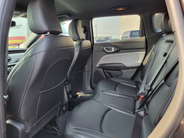 Used 2023 Jeep Compass Latitude AWD/4WD image 22