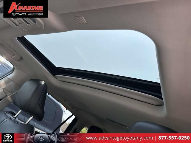 Certified 2021 Toyota Highlander XLE AWD/4WD image 24