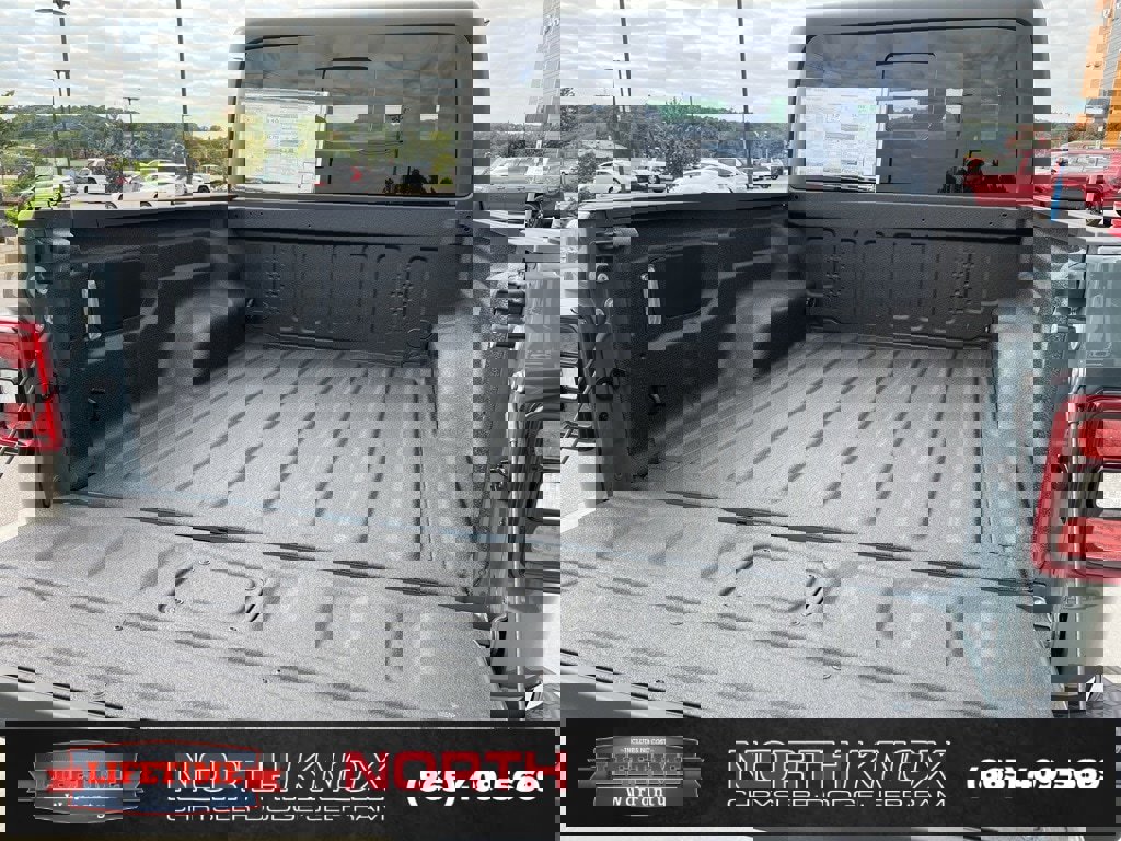 New 2025 Jeep Gladiator Mojave w/ Safety Group image 19