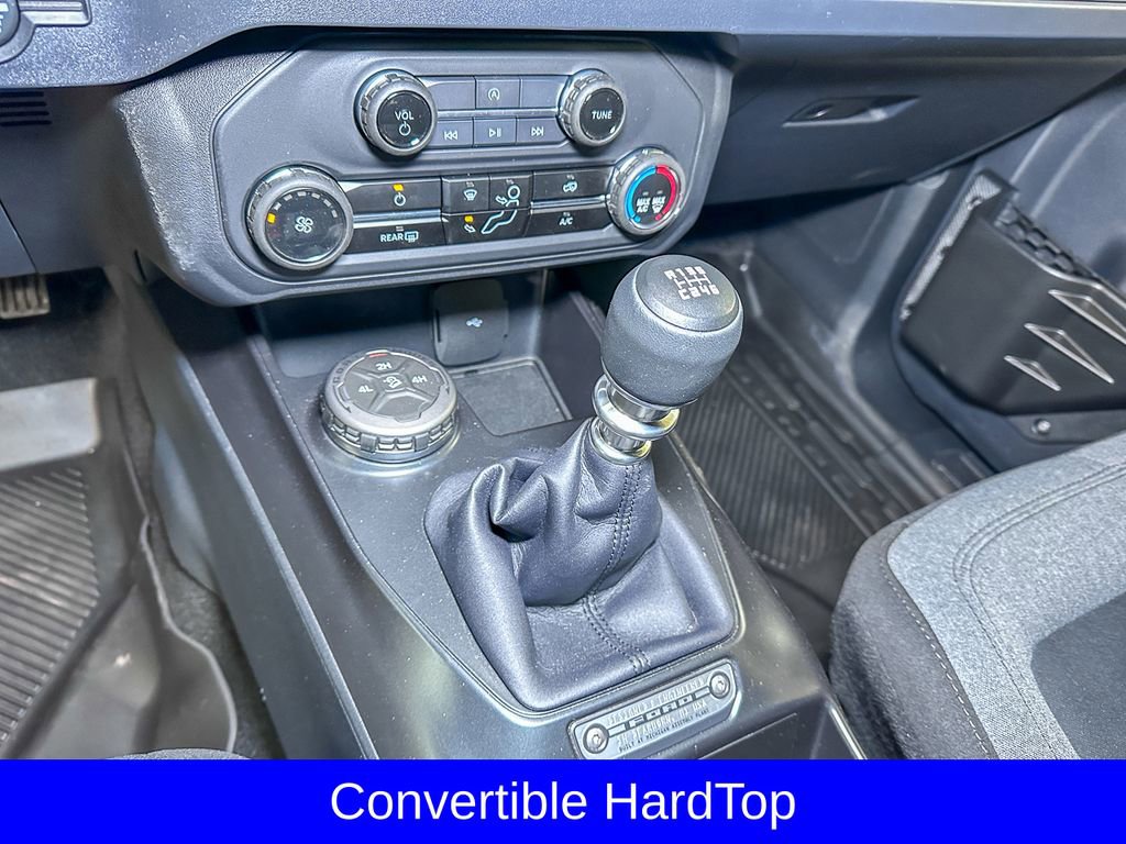 Certified 2025 Ford Bronco 2-Door image 4