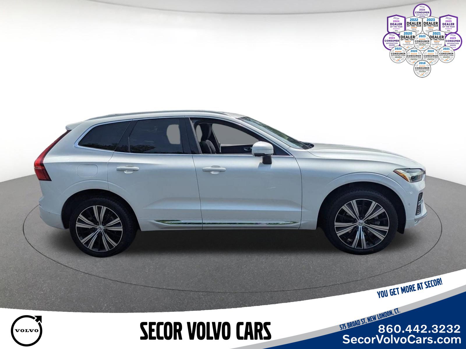 Certified 2023 Volvo XC60 B5 Plus w/ Climate Package AWD/4WD image 3