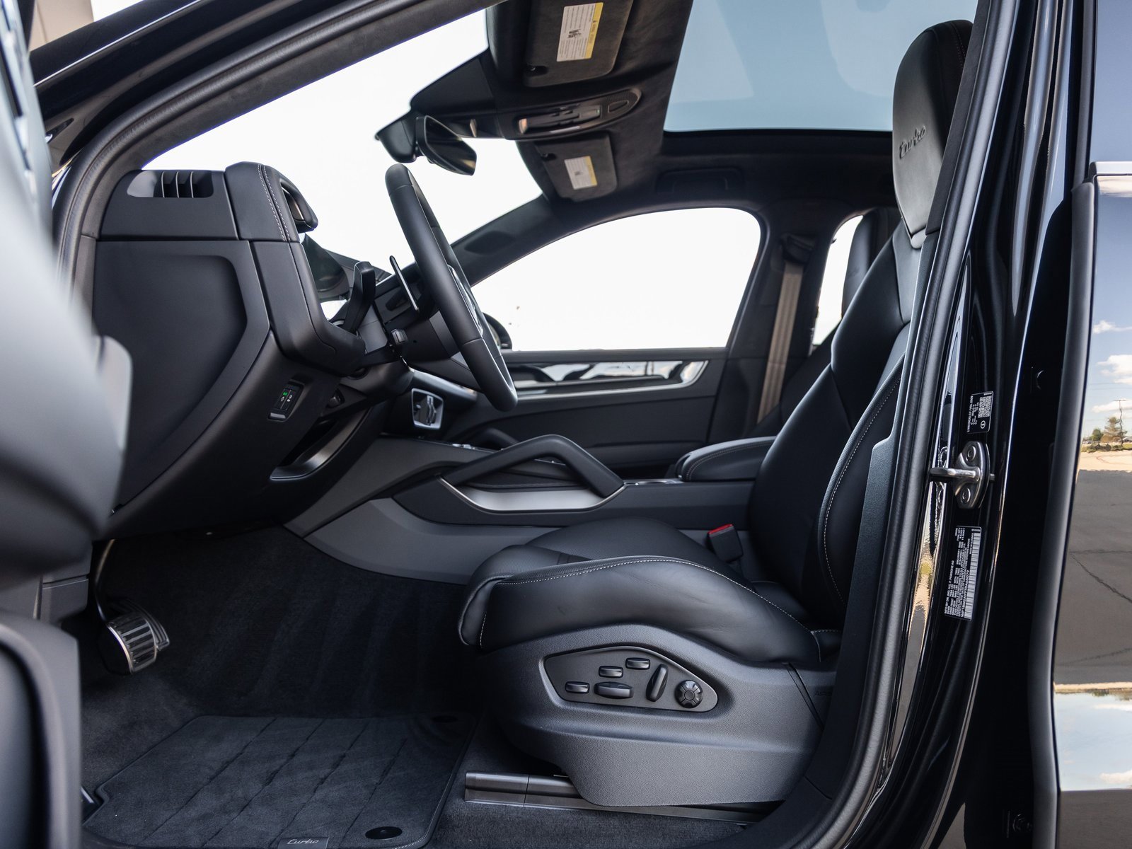 New 2026 Porsche Cayenne Turbo image 26